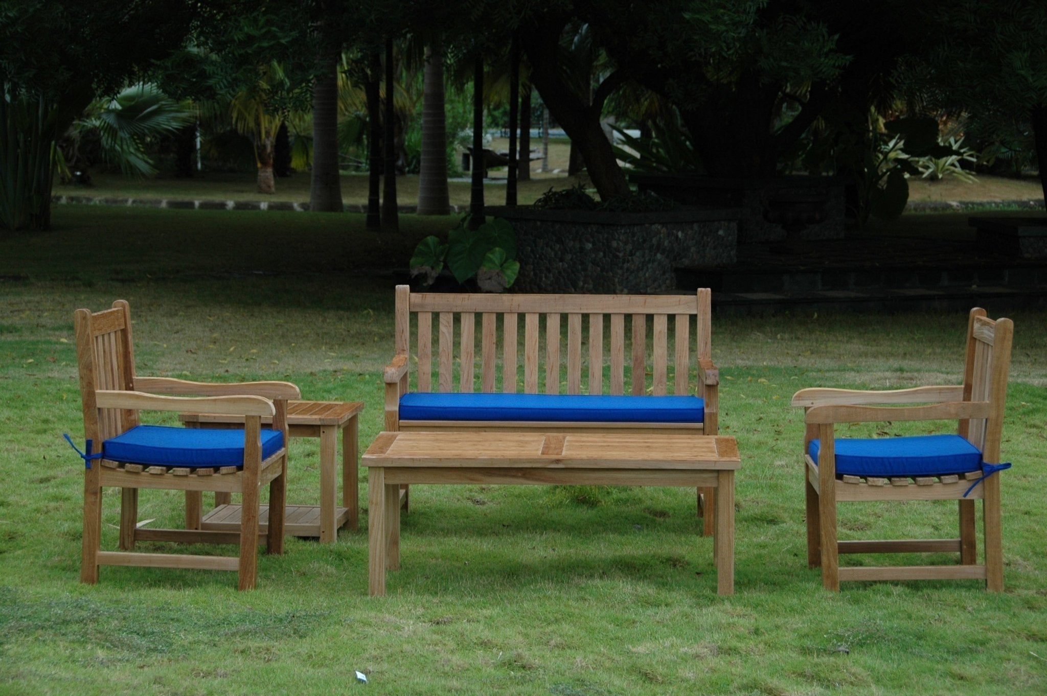 Classic 2-Seater 5-Pieces Conversation Set - Molaix82045295054ClassicSet-118